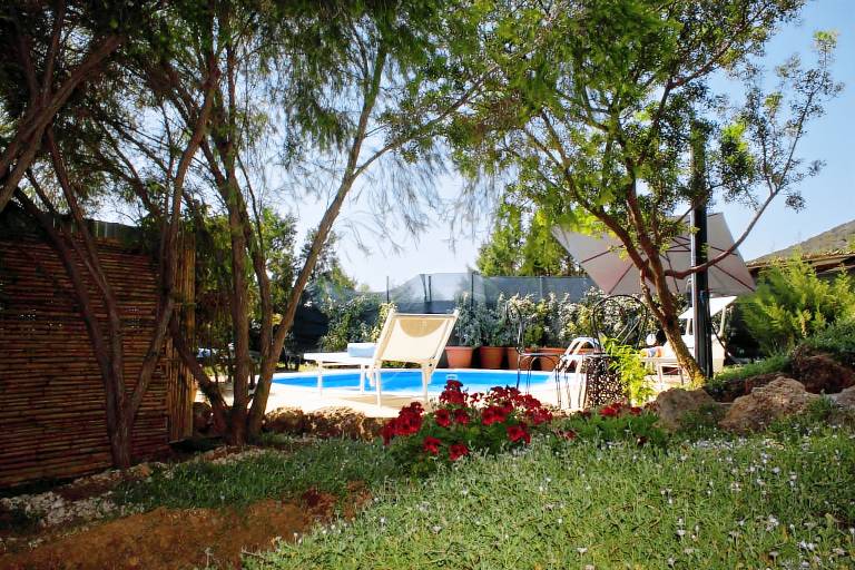  mit Pool in Sant'Anna Arresi, Sardinien f&uuml;r max. 2 Personen