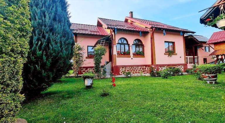 House Robaia