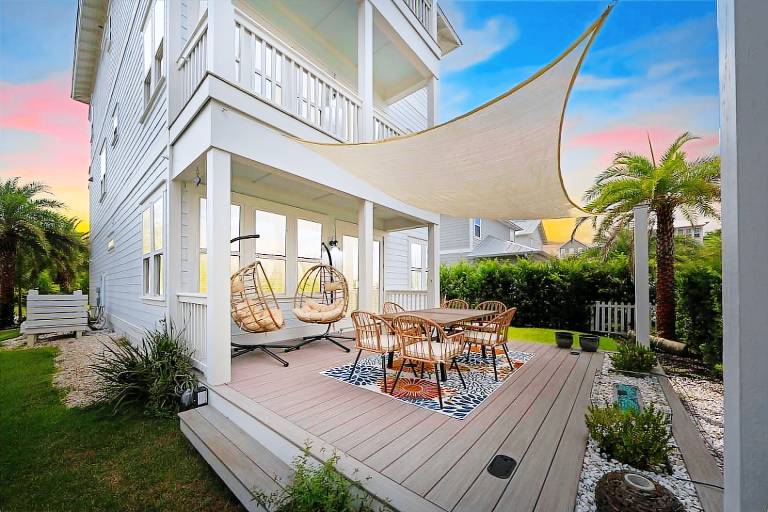 280 m&sup2; Ferienhaus