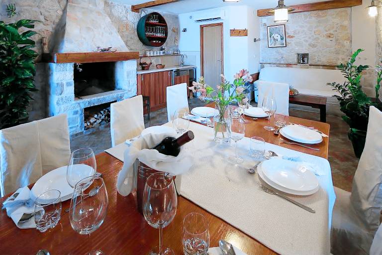Four-bedroom house with terrace and sea view Makarska (K-22882) — photo 4