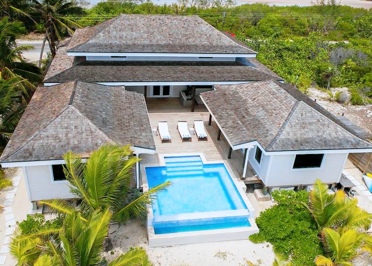 House  Great Exuma