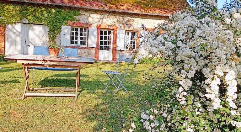 Vacation home with 1 room for 4 persons in Nevers