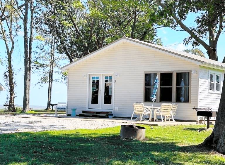 Cottage Geneva-on-the-Lake