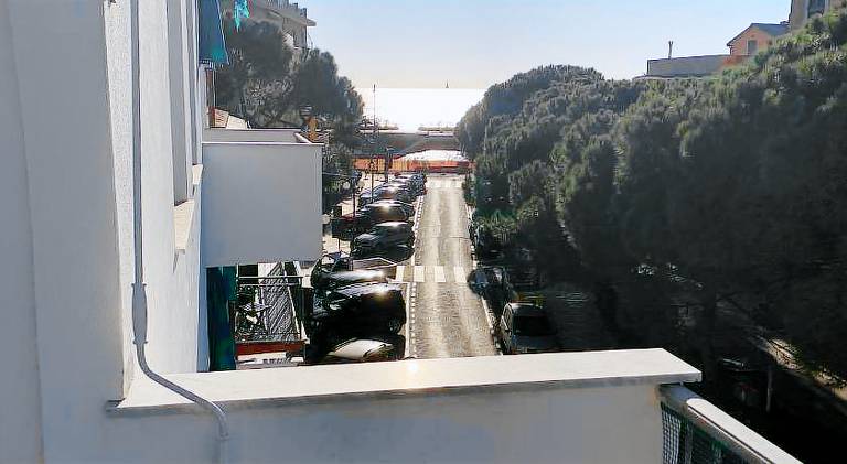 Holiday apartment with 2 rooms for 5 persons in Moneglia