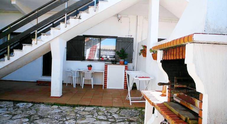Rental apartment with 2 rooms for 6 persons — photo 3