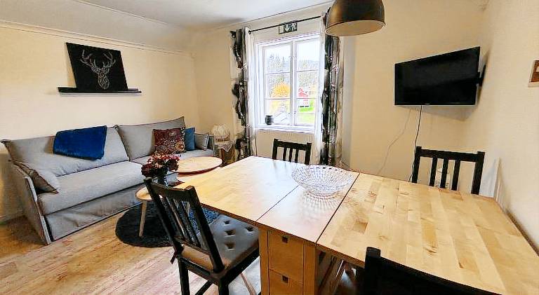Rental apartment with 2 rooms for 5 persons — photo 3
