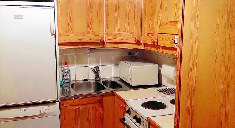 Villa with 2 rooms for 6 persons — photo 5