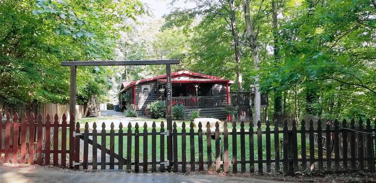 Cabin Nashville