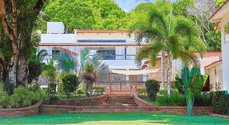 Vacation home with pool in Maragogi
