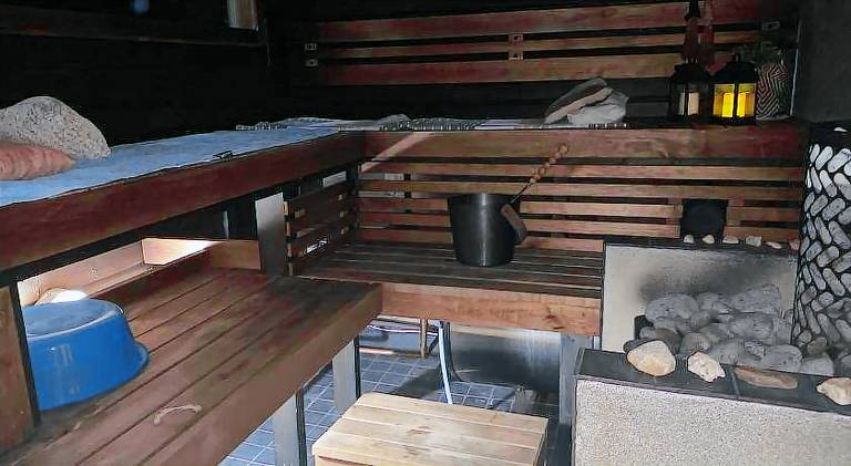 Villa with pool & sauna — photo 4