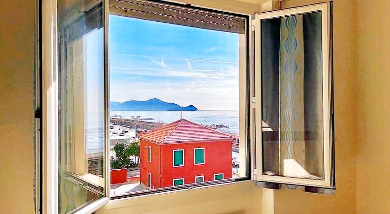 Apartment with 2 rooms for 6 persons in Chiavari