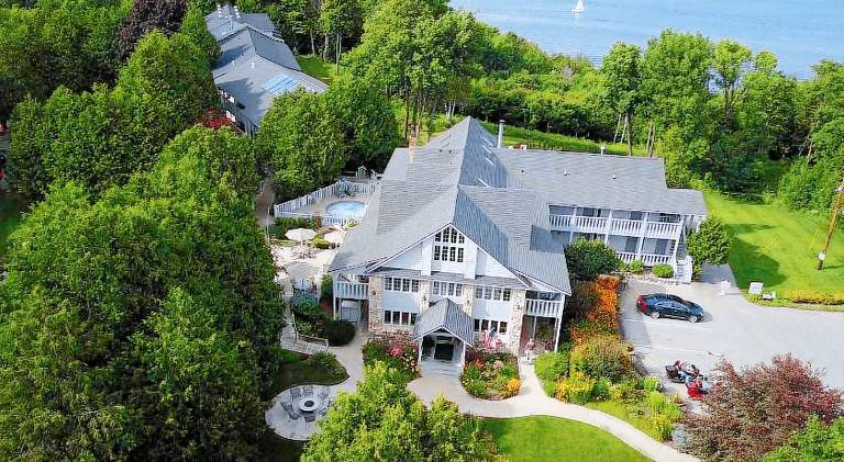 Country House Resort in Door County, WI
