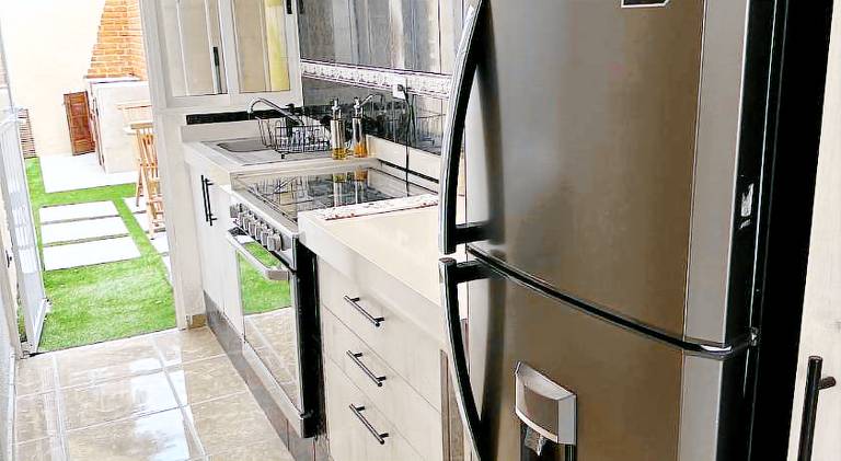House with garden, patio & hot tub | Good for workation | Pets are welcome — photo 3