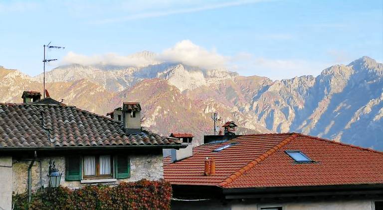 Apartment with 2 rooms for 4 persons in Lezzeno