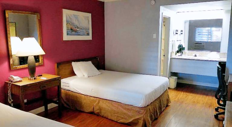 Santa Fe Inn - Pueblo — photo 2