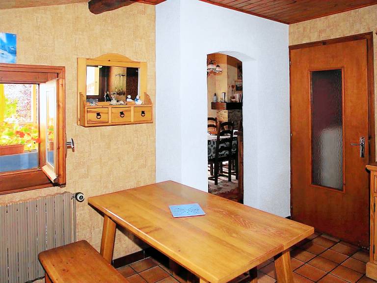 Charming Villa in Samoëns with Wifi and 2 Bedrooms — photo 4