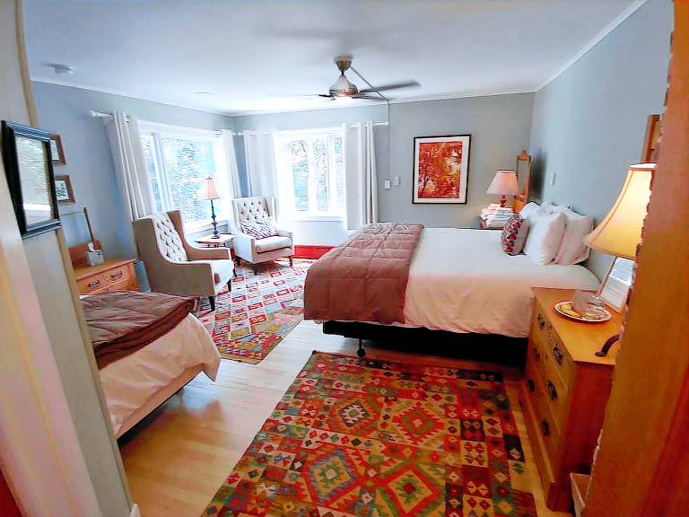 Bed and breakfast  Keene Valley
