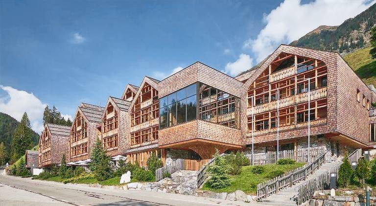 Tenne Lodges in Racines