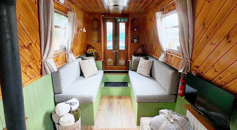 107 m² Hausboot