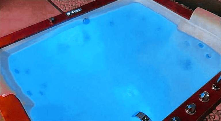 HYDROSUITE in San Vincenzo