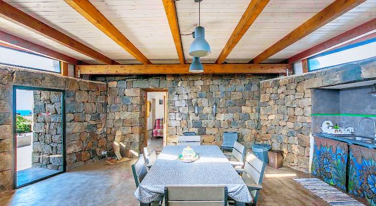 Vacation home with patio & yard | Pets are welcome — photo 4