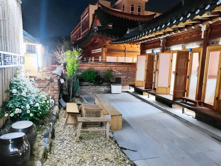 Jeonju Hanok Saehamano Pension — photo 4