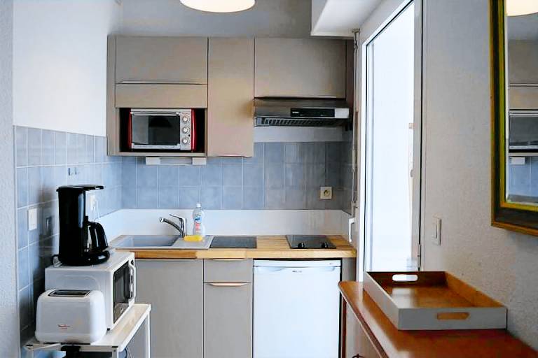 Holiday apartment with patio & yard | Pets are welcome — photo 2