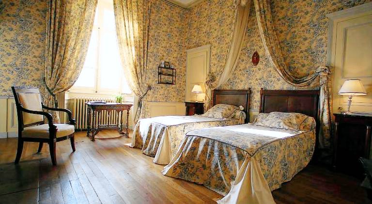Chateau de Beaujeu — photo 2
