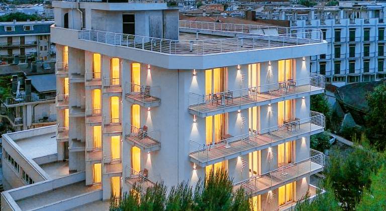 Hotel Velia in Grottammare