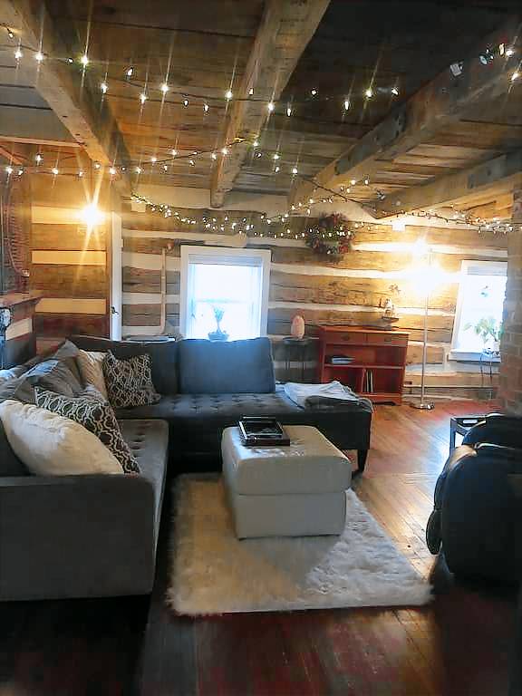 Cabin Westminster