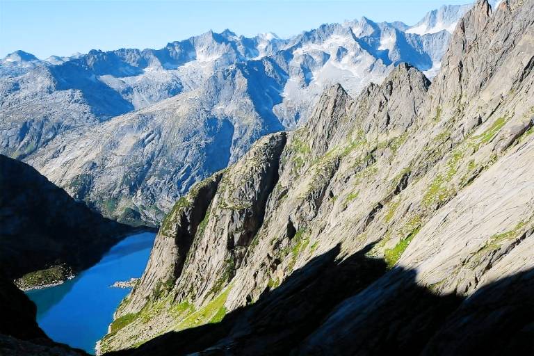 Ferienwohnung mit Hund in Innertkirchen für max. 5 Personen Ferienwohnung mit Hund in Innertkirchen für max. 5 Personen