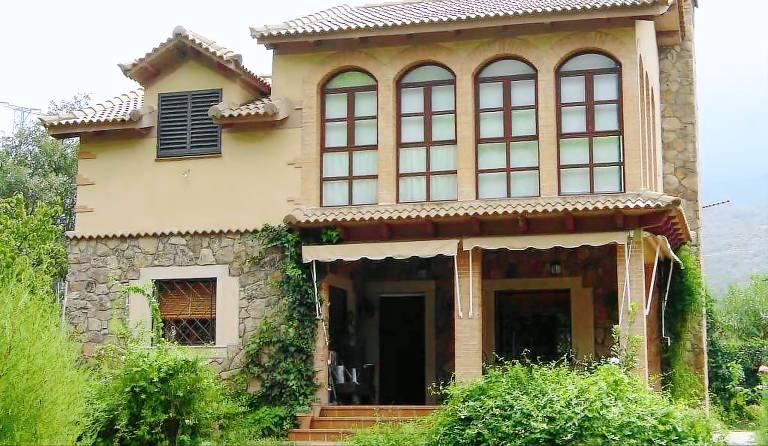 Casa Rebollar