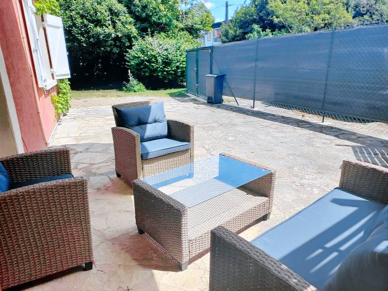 Apartment  Bouc-Bel-Air