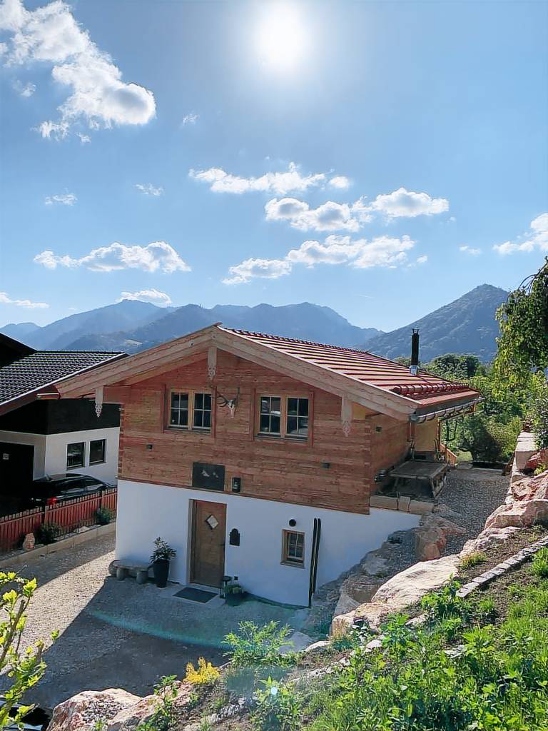 House with yard, terrace & hot tub — photo 5