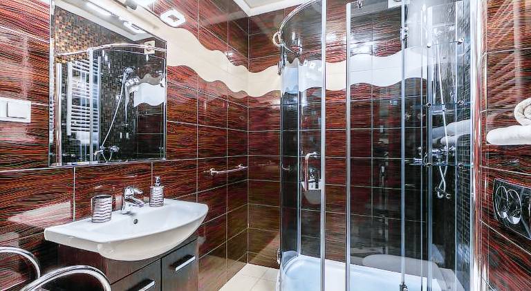 Apartment with jacuzzi — photo 2