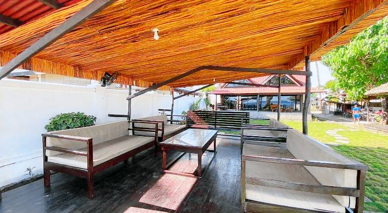 Angelito's Beach House Villa 2 — photo 4