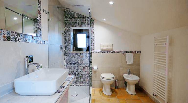 Rental apartment with patio, grill & pool | Pet-friendly — photo 2