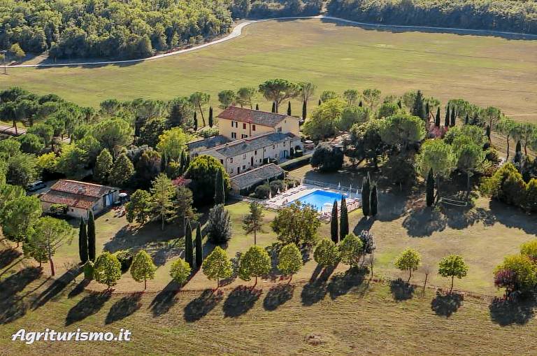 Agriturismo Nerbona: Appartamento Rostra 1 con due camere e due bagni — photo 3