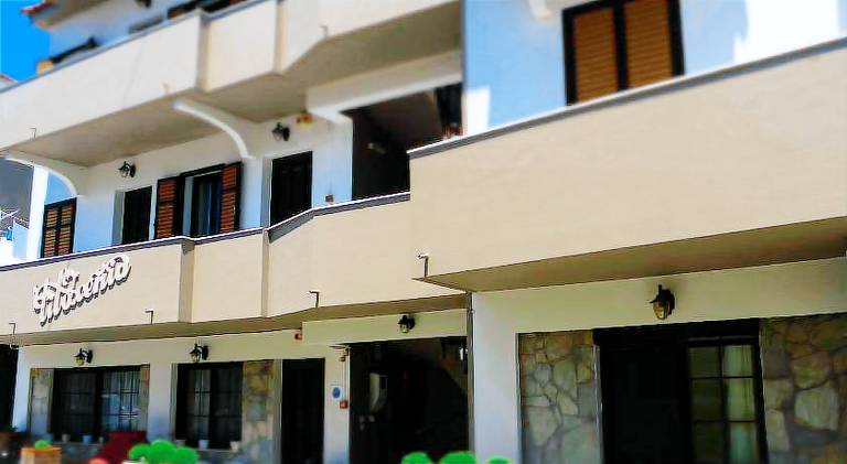 Beautiful holiday apartment | Next to the beach | Dogs allowed in Lemnos