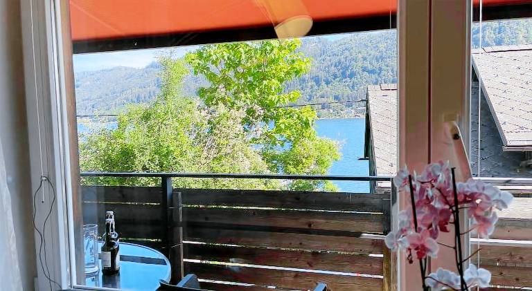 Holiday apartment with terrace — photo 4