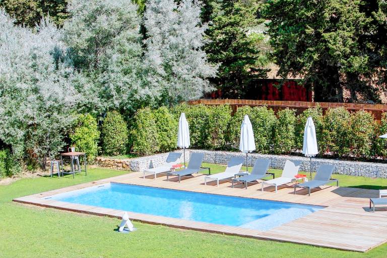 Family-oriented big vacation home with garden, terrace & grill | Good for workation | Pet-friendly — photo 3