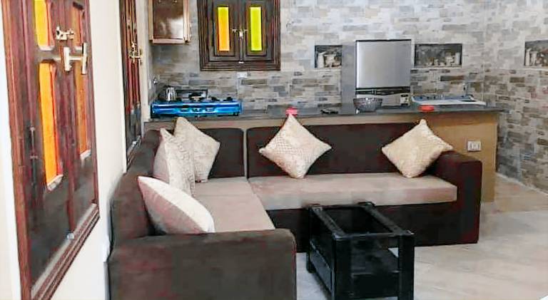 Rental apartment with pool — photo 2