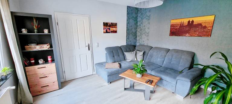 Holiday apartment with yard — photo 5