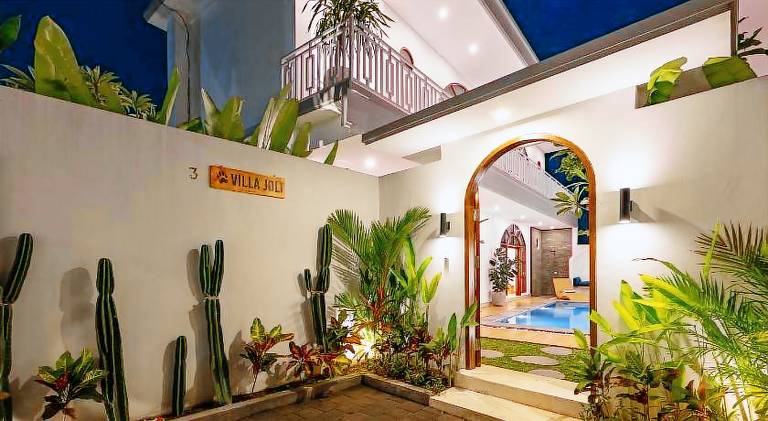 Villa with garden, terrace & private pool | Good for workation | Pet-friendly — photo 4