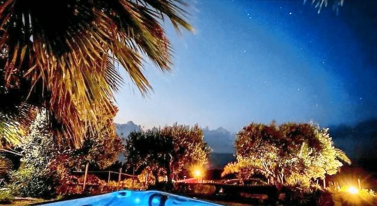 Charming villa with hot tub | Pets allowed — photo 3