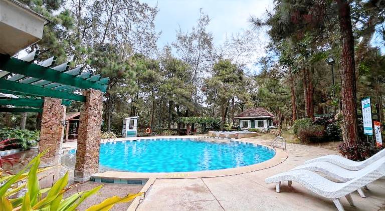 Staycation @ Crosswinds Tagaytay The Blanc Tower — photo 2