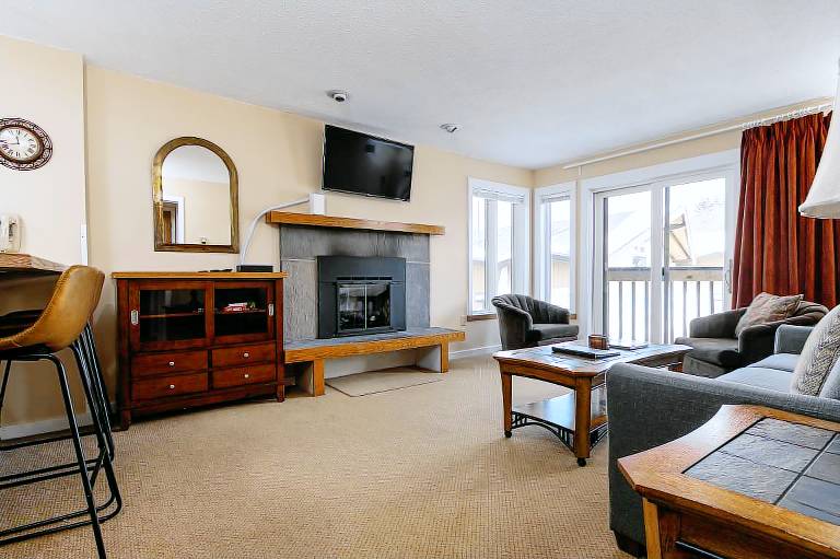Condo  Ludlow