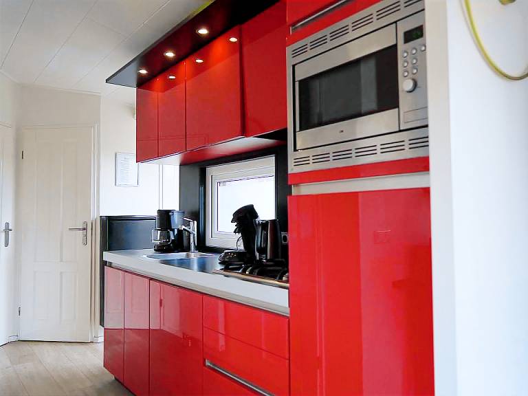 Vacation home with terrace — photo 2