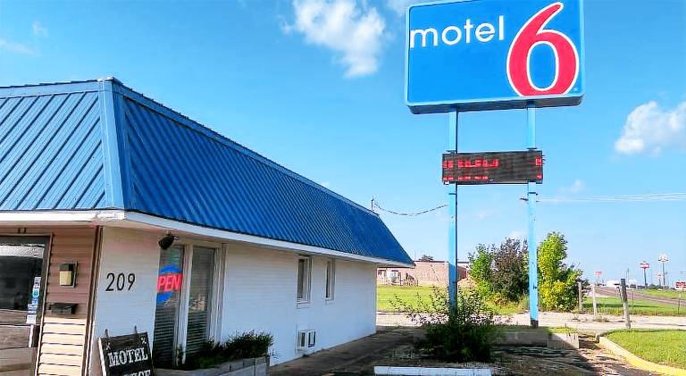 Motel 6 Sullivan, MO — photo 2