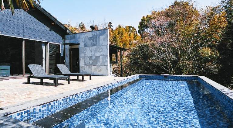 Villa with sauna, hot tub & private pool in Fukuoka
